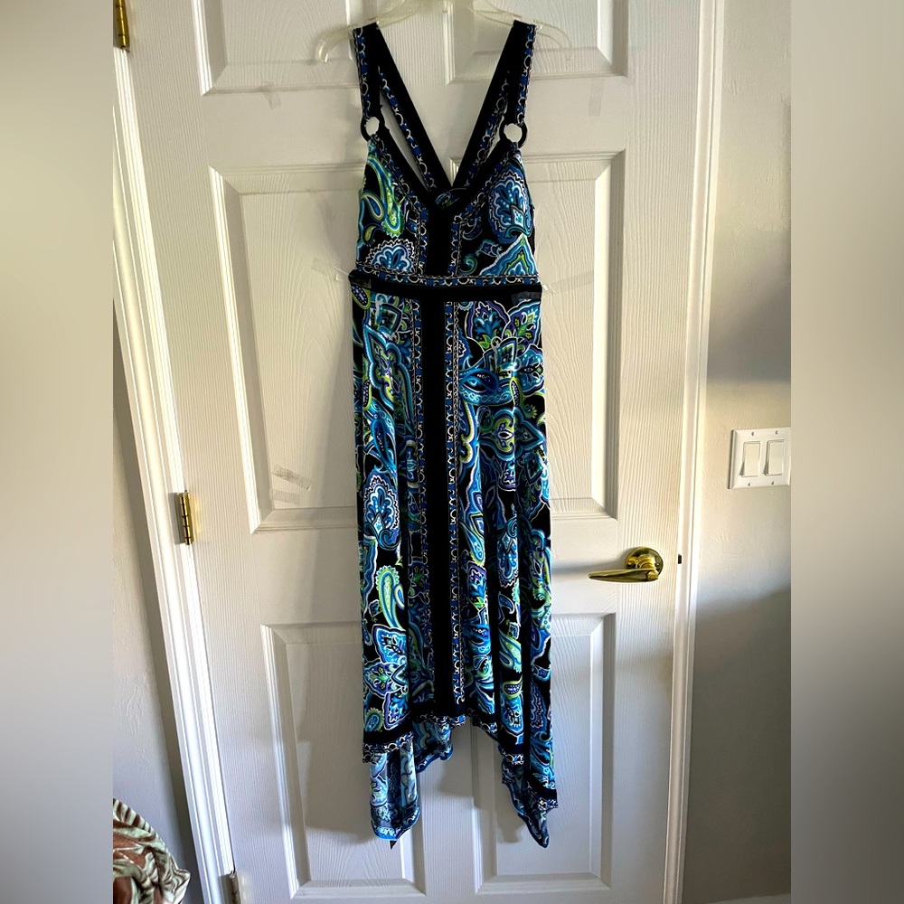I.N.C  Gorgeous Sundress Carefree Flattering Asymmetrical shark bite cut